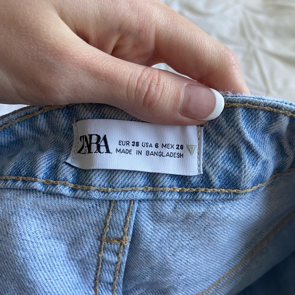 Zara Mom Jeans - Picture 3 of 3